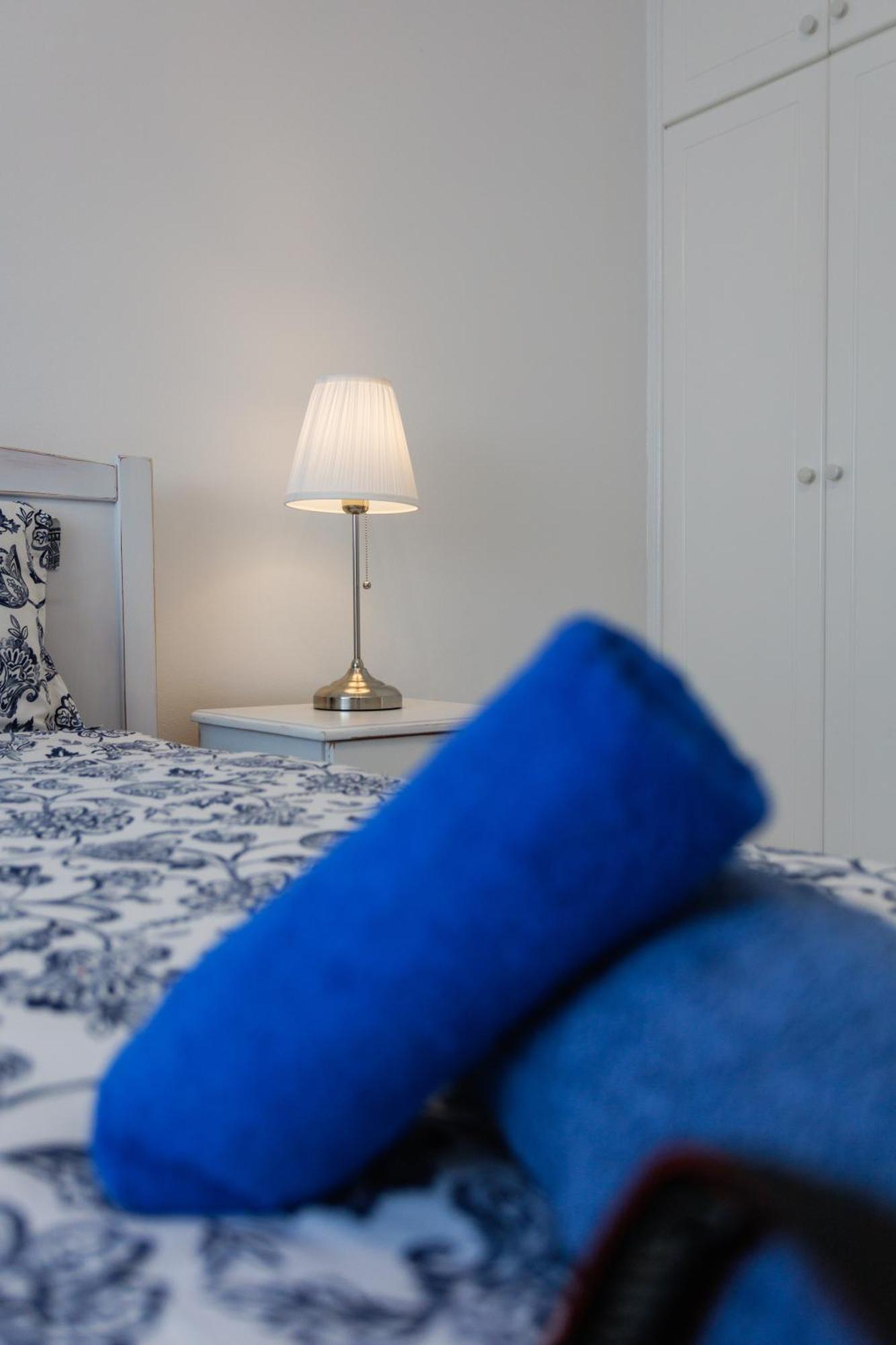 Regina Gardens Lovely Apartment Paphos Bagian luar foto