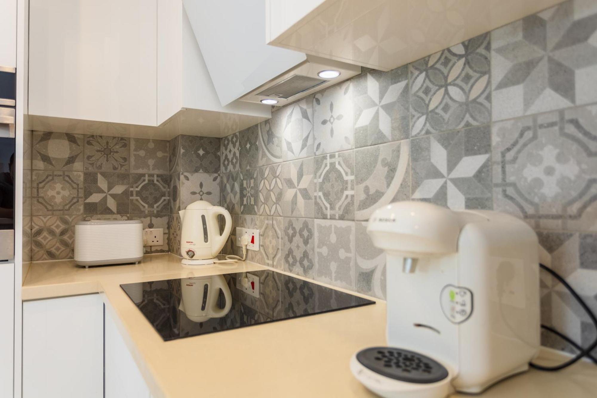 Regina Gardens Lovely Apartment Paphos Bagian luar foto