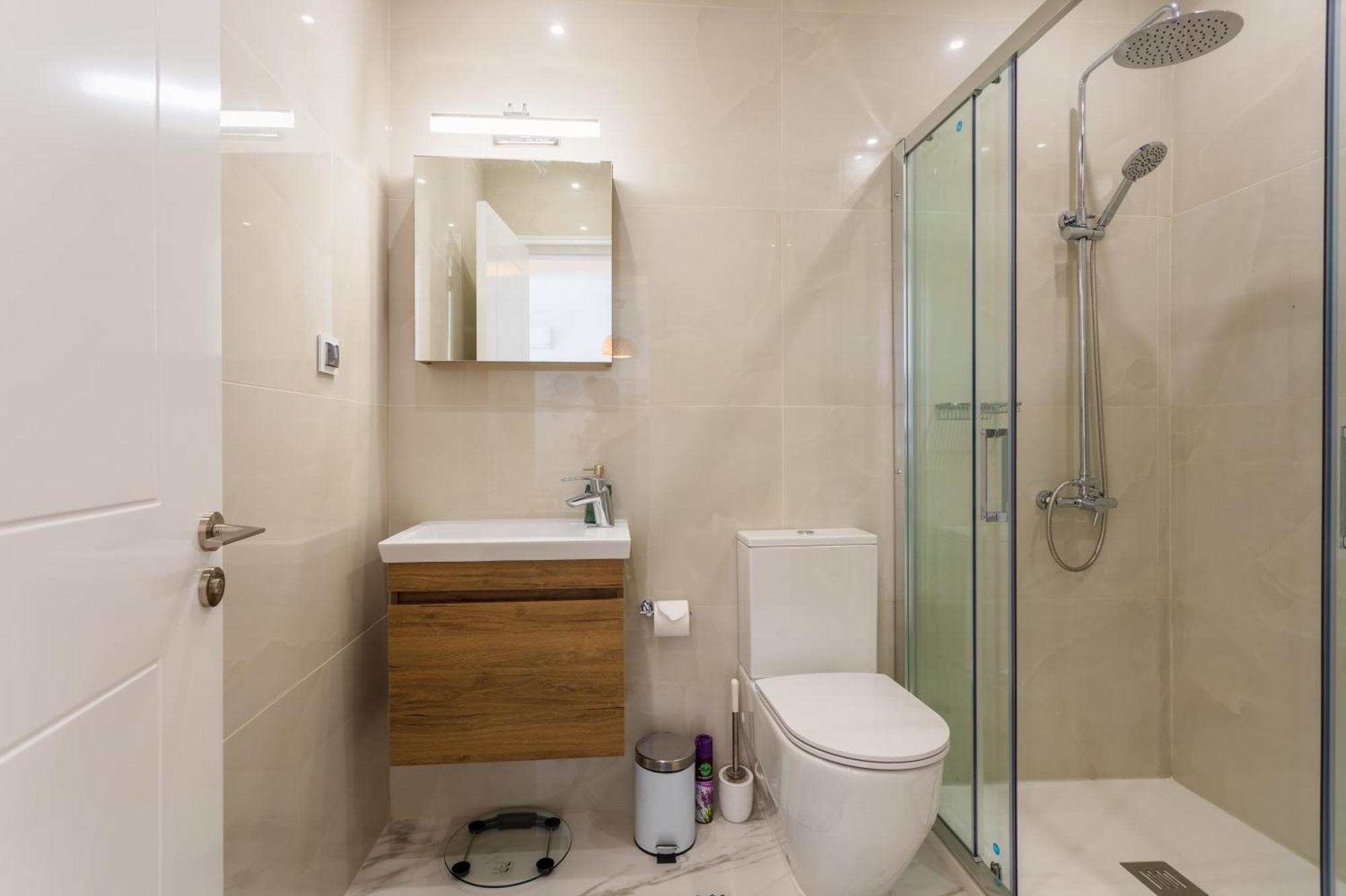 Regina Gardens Lovely Apartment Paphos Bagian luar foto