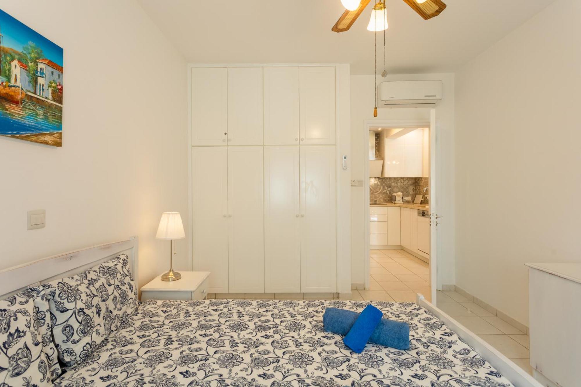 Regina Gardens Lovely Apartment Paphos Bagian luar foto