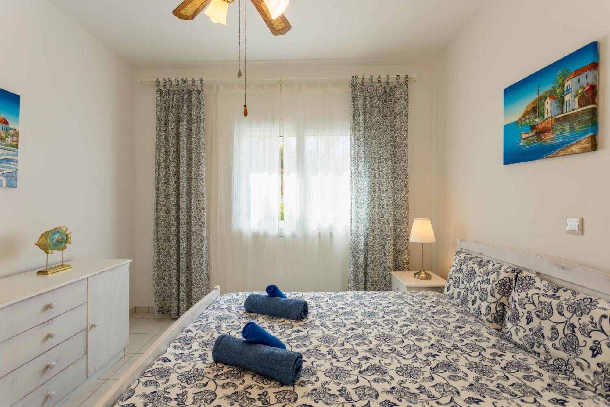 Regina Gardens Lovely Apartment Paphos Bagian luar foto